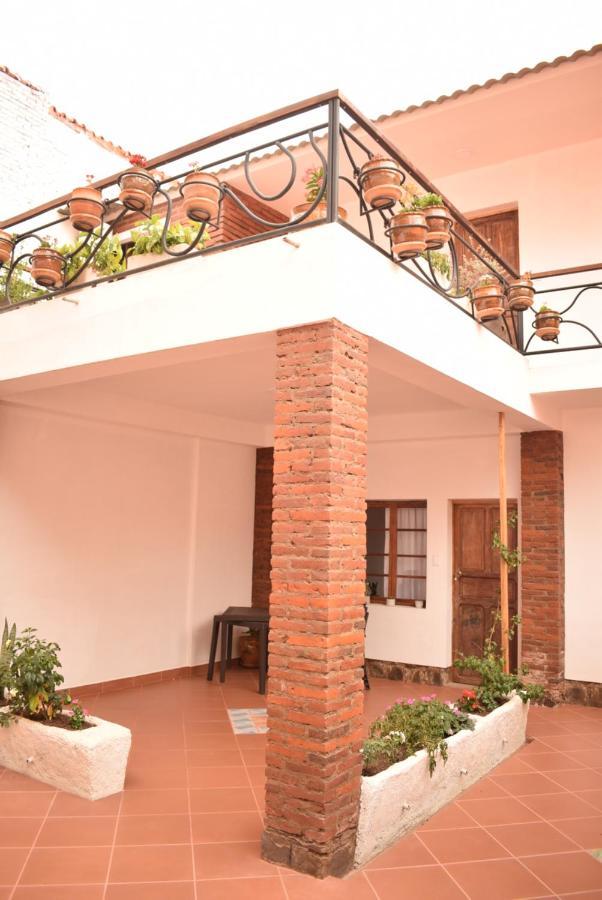 Casa San Martin Suites Cochabamba Buitenkant foto